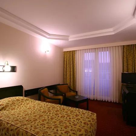 Royal Otel 4*
