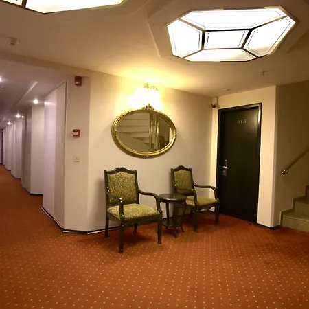 Hotel Royal 4*