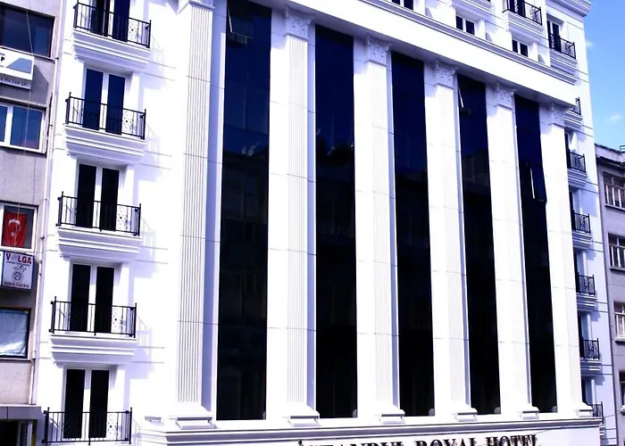 Отель Royal