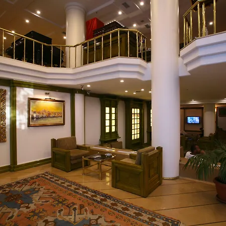 Royal Hotel 4*